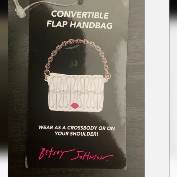 Betsey Johnson Pucker Up Crossbody Bag - Picture 7 of 7